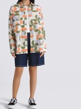 Vans Kelson Oversized Longe Sleeve Button-Down Shirt Size MED - new with tags